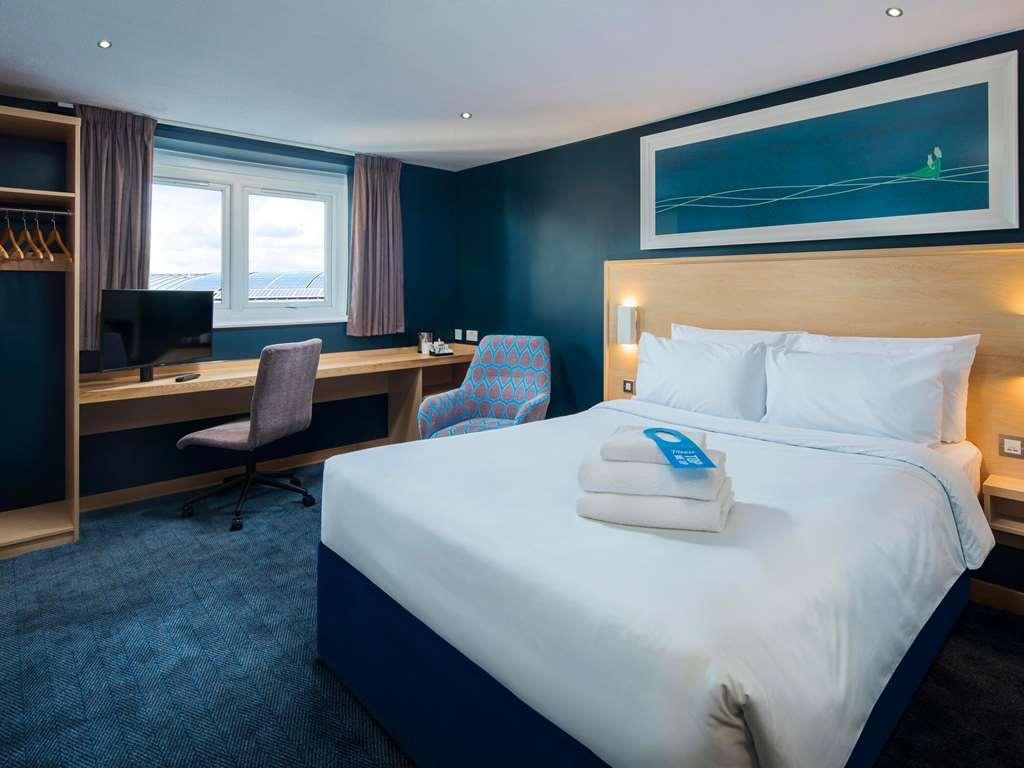 Travelodge Bath Central Ruang foto