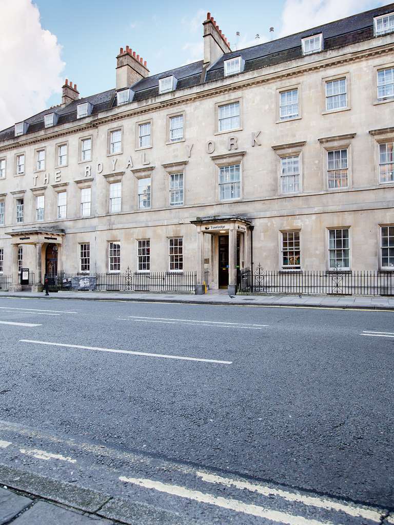 Travelodge Bath Central Bagian luar foto